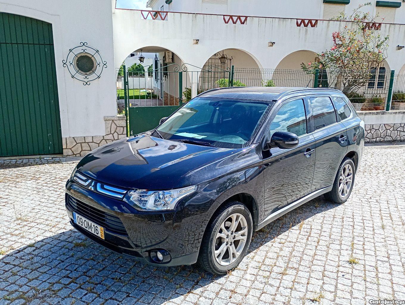 Mitsubishi Outlander Diesel Intense 7lugares — fotografia 5