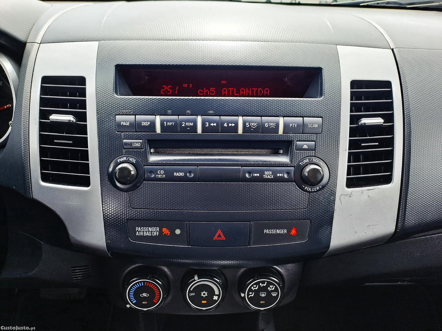 Mitsubishi Outlander 2.4 MIVEC 170CV GASOLINA 2011 — fotografia 9