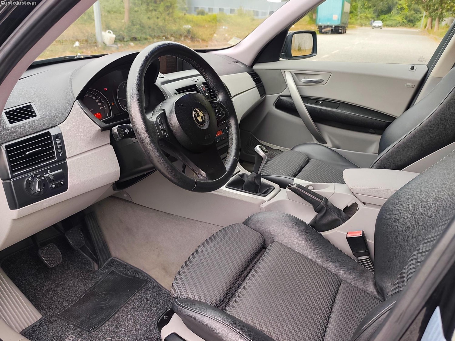 BMW X3 2.0d X-Drive — fotografia 3