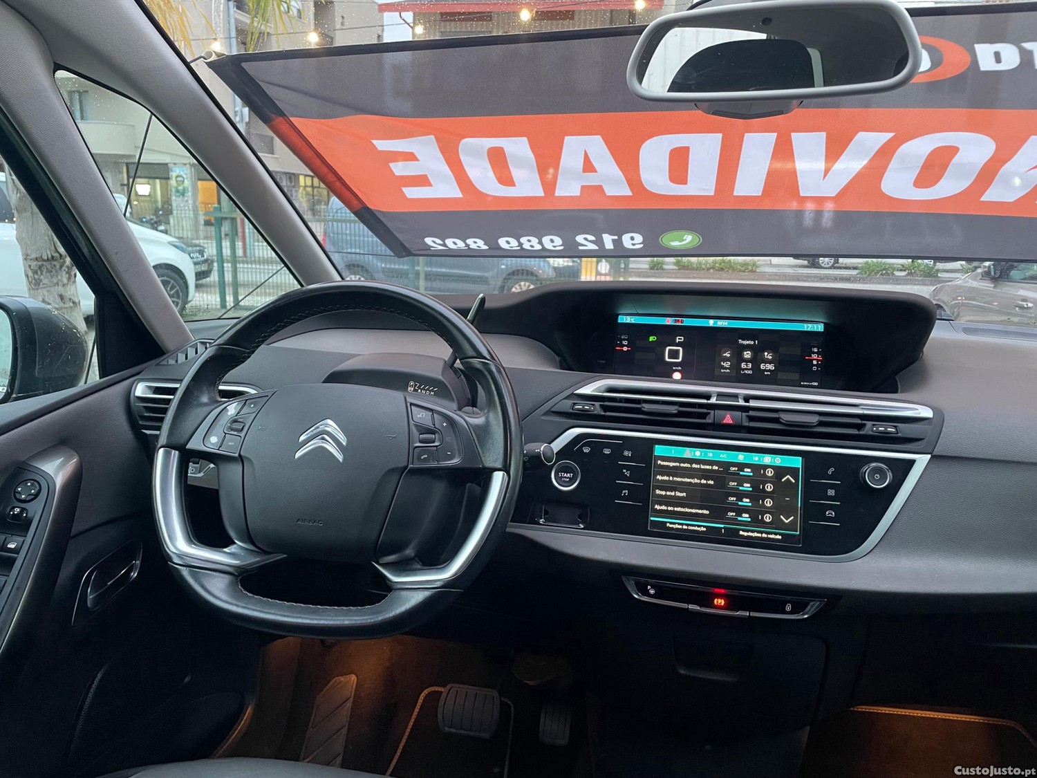 Citroën C4 Spacetourer SHINE — photo 4