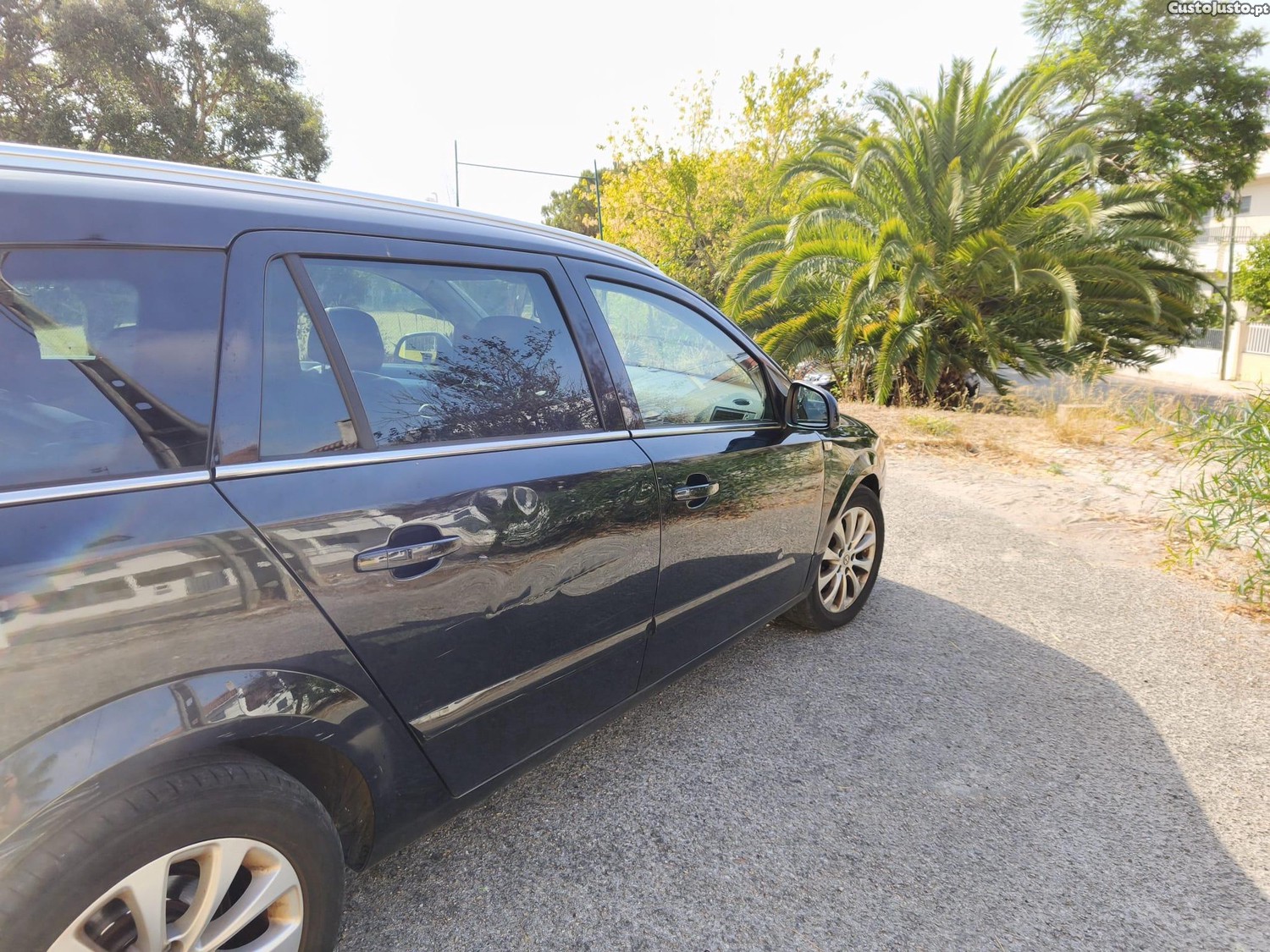 Opel Astra Station Wagon — fotografia 6