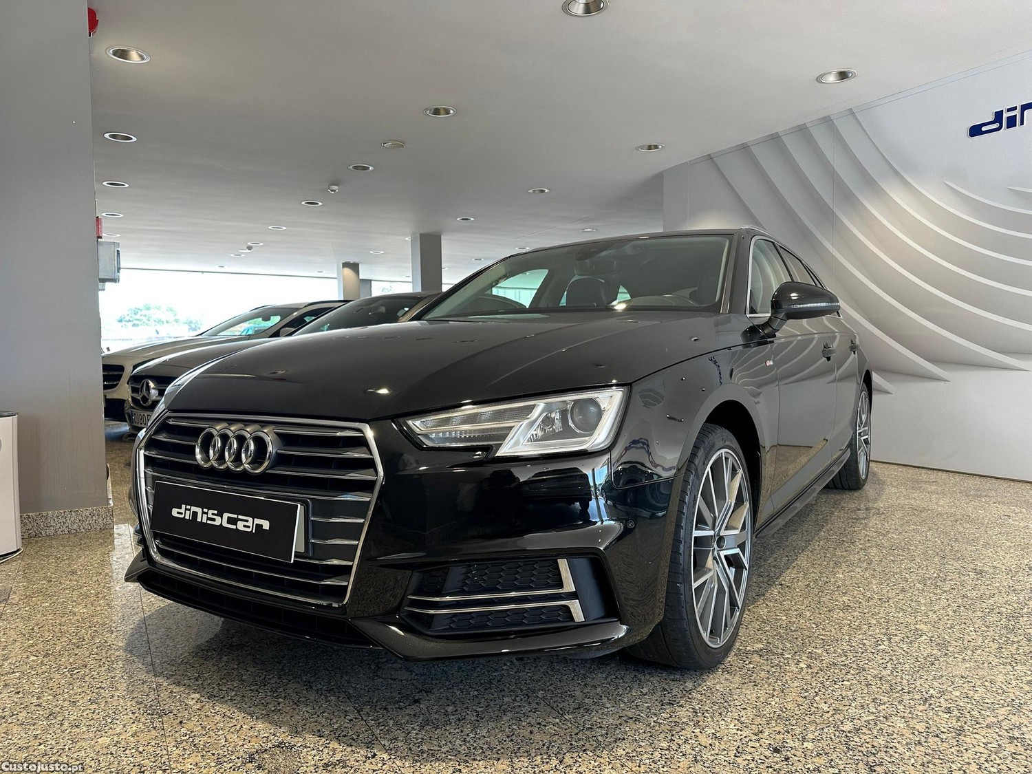 Audi A4 Avant 2.0 TDI multitronic Business Line S-line — fotografia 25