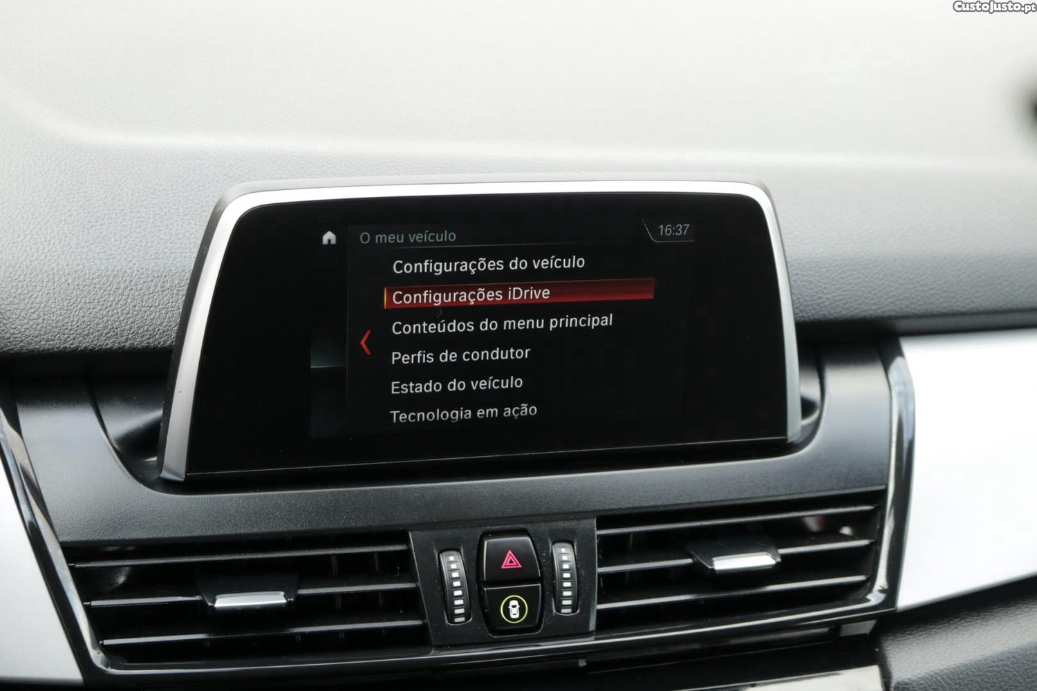 BMW 216 Active Tourer Active Tourer 216 D Advantage 116cv — fotografia 16