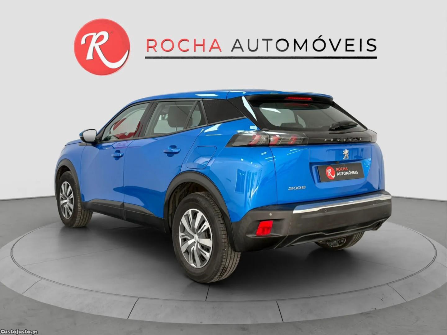 Peugeot 2008 PureTech 100 Active — fotografia 4