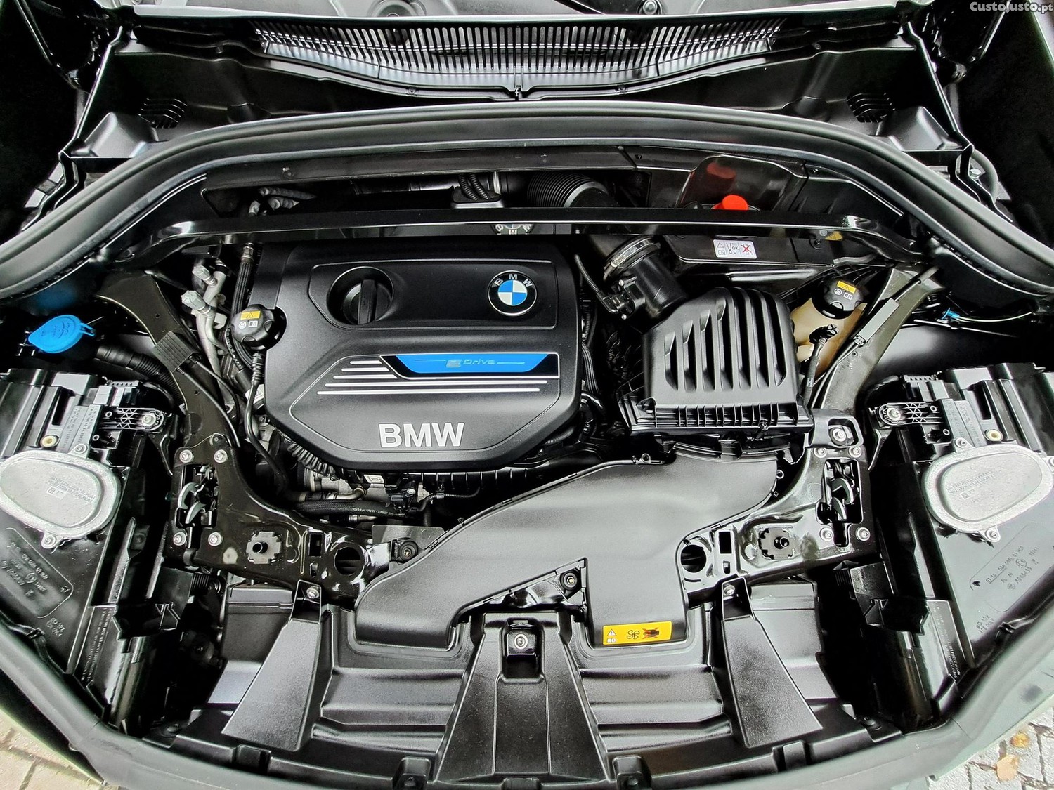 BMW X1 25 e xDrive Corporate Edition — fotografia 3