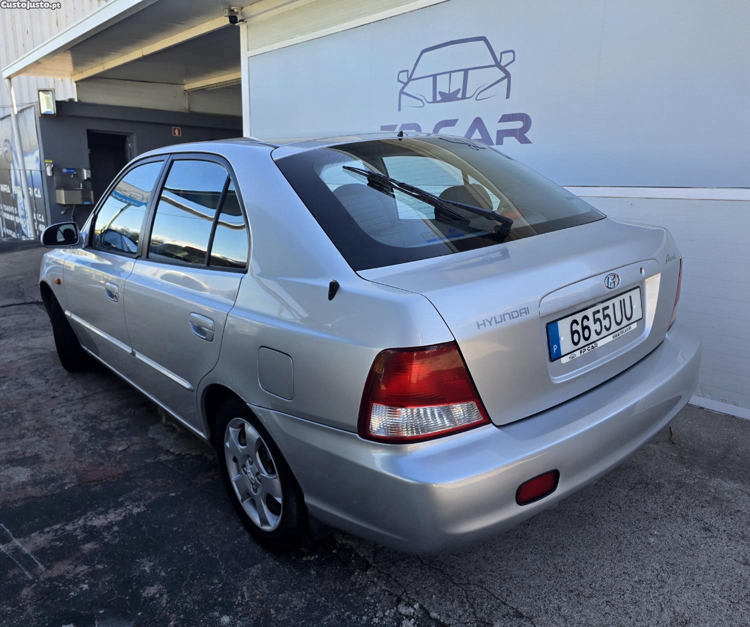 Hyundai Accent 1.3 Active — fotografia 5