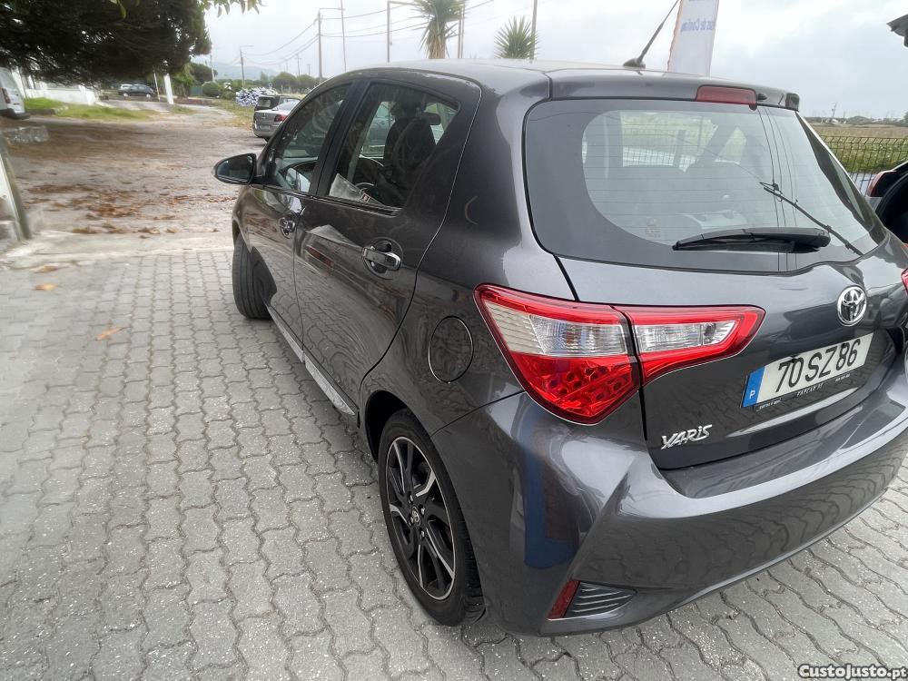 Toyota Yaris 1.4 D-4D Exclusive+P - 17 — photo 5