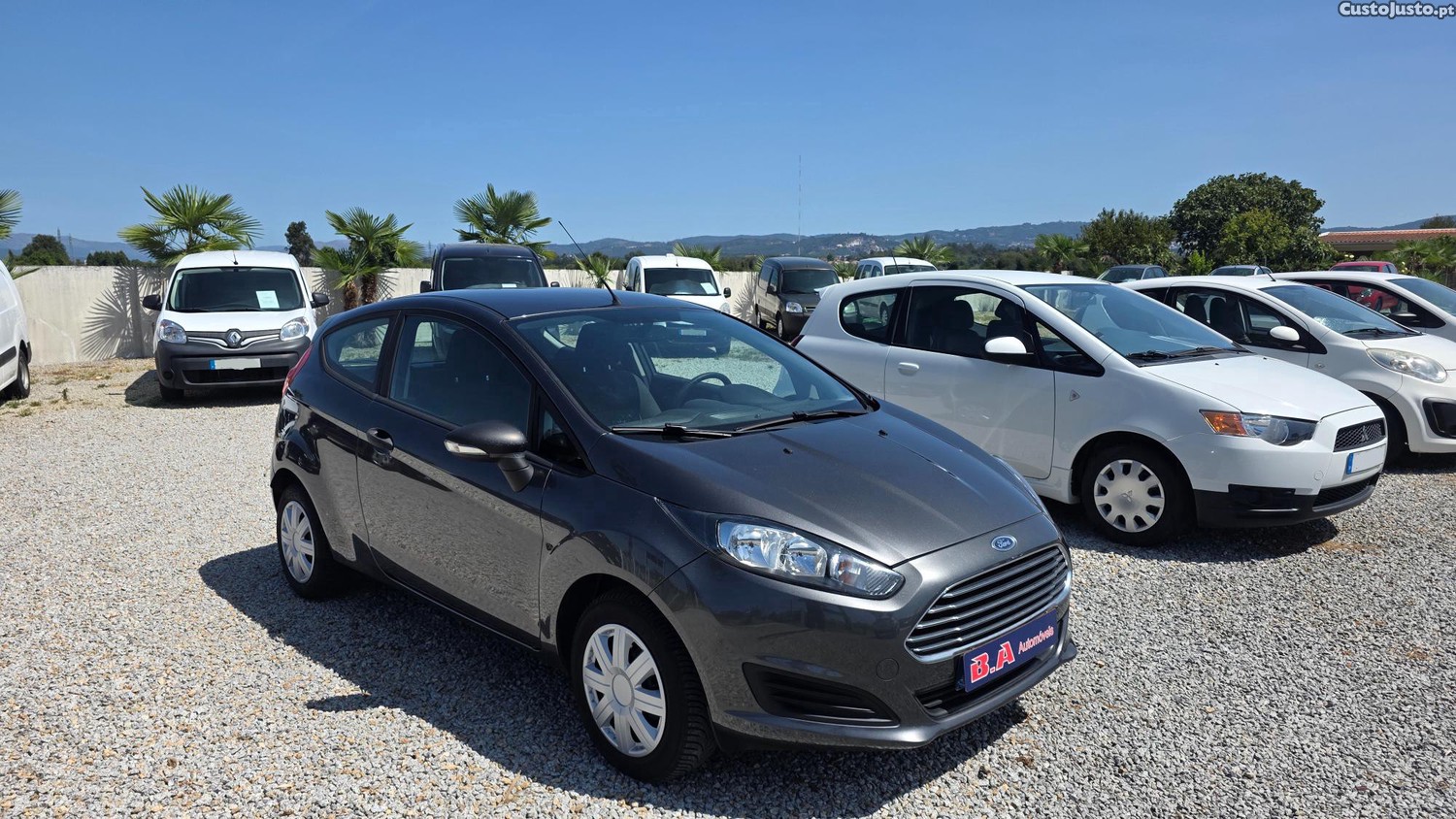 Ford Fiesta 1.25 Duratec 60cv — fotografia 9