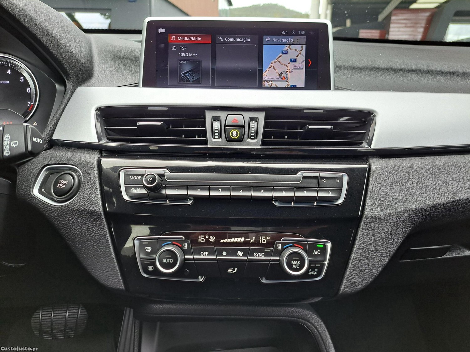 BMW X1 25 e xDrive Corporate Edition — fotografia 17