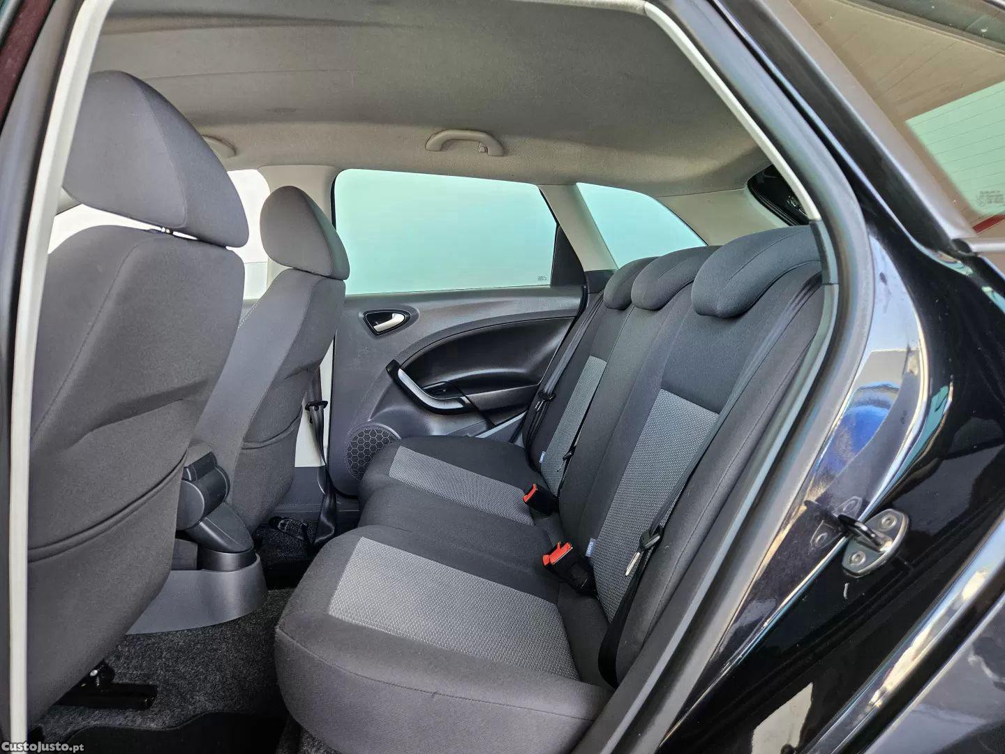 SEAT Ibiza 1.2 tdi style — fotografia 5