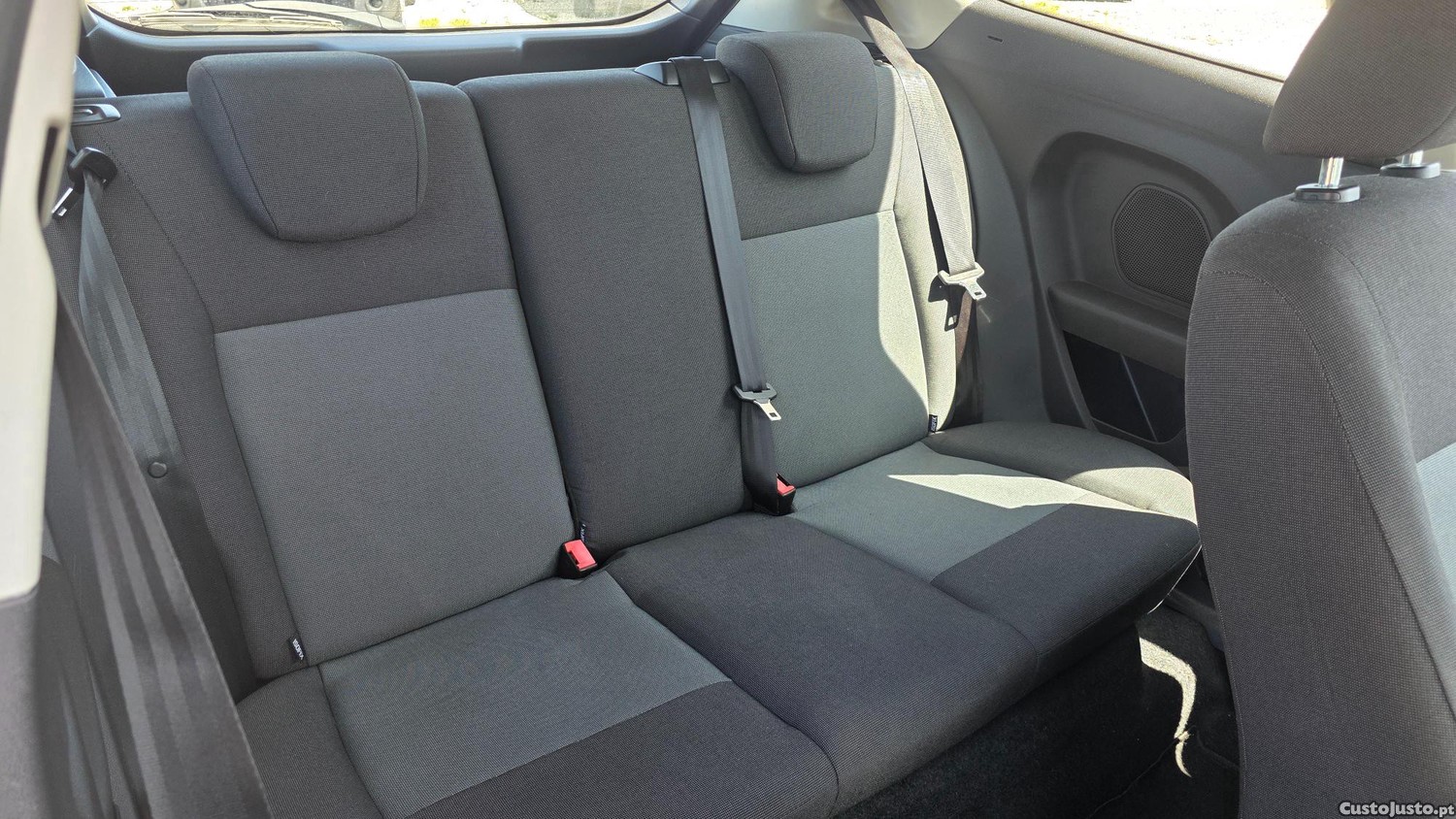 Ford Fiesta 1.25 Duratec 60cv — fotografia 4