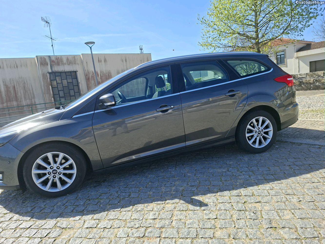 Ford Focus Sw Tittanium — fotografia 5