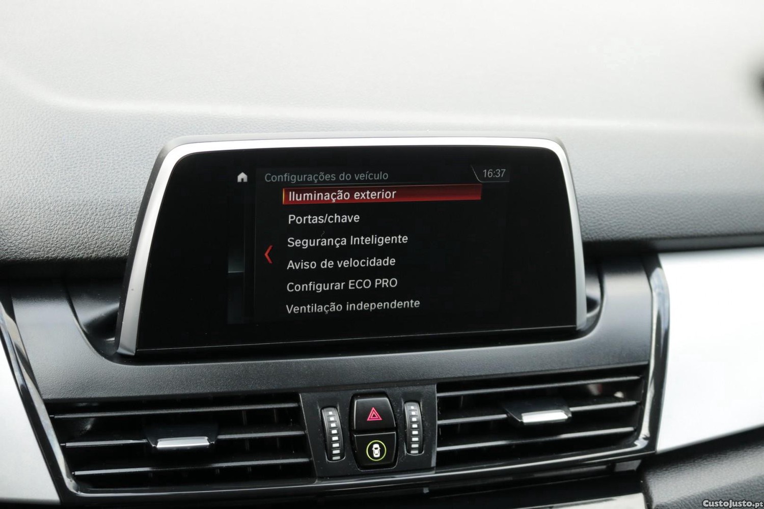 BMW 216 Active Tourer Active Tourer 216 D Advantage 116cv — fotografia 15