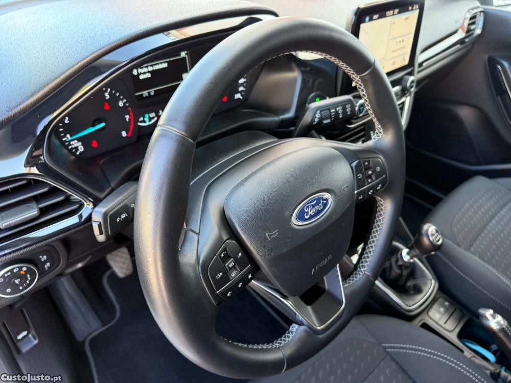 Ford Fiesta 1.0 EcoBoost Titaniu — fotografia 6