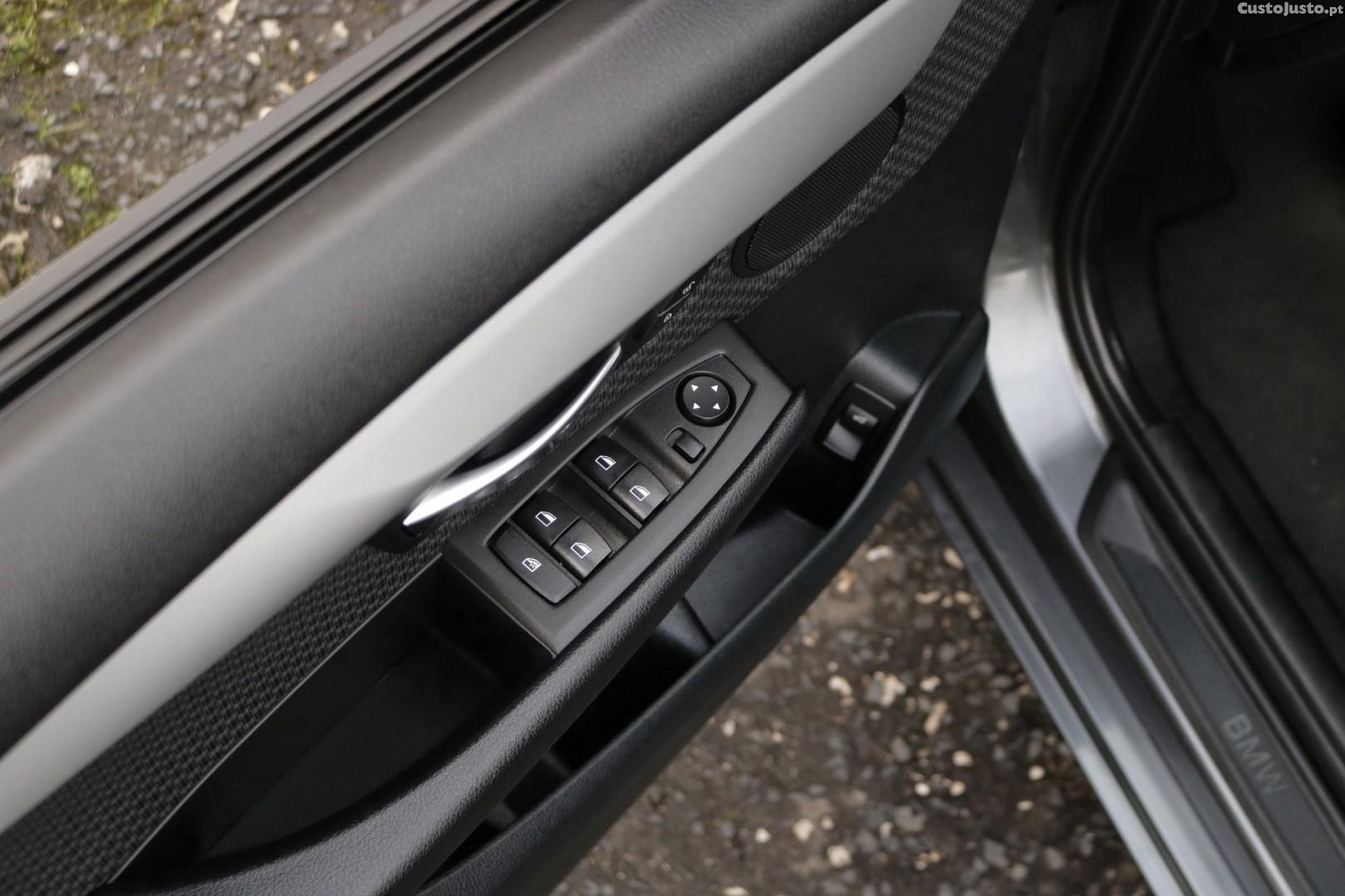 BMW 216 Active Tourer Active Tourer 216 D Advantage 116cv — fotografia 32