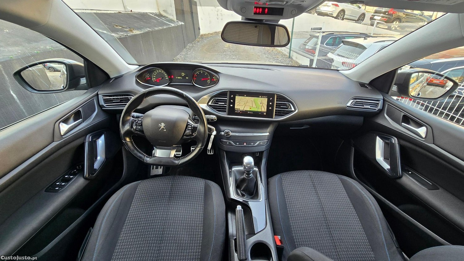 Peugeot 308 SW 1.5 BlueHDi Style — fotografia 22