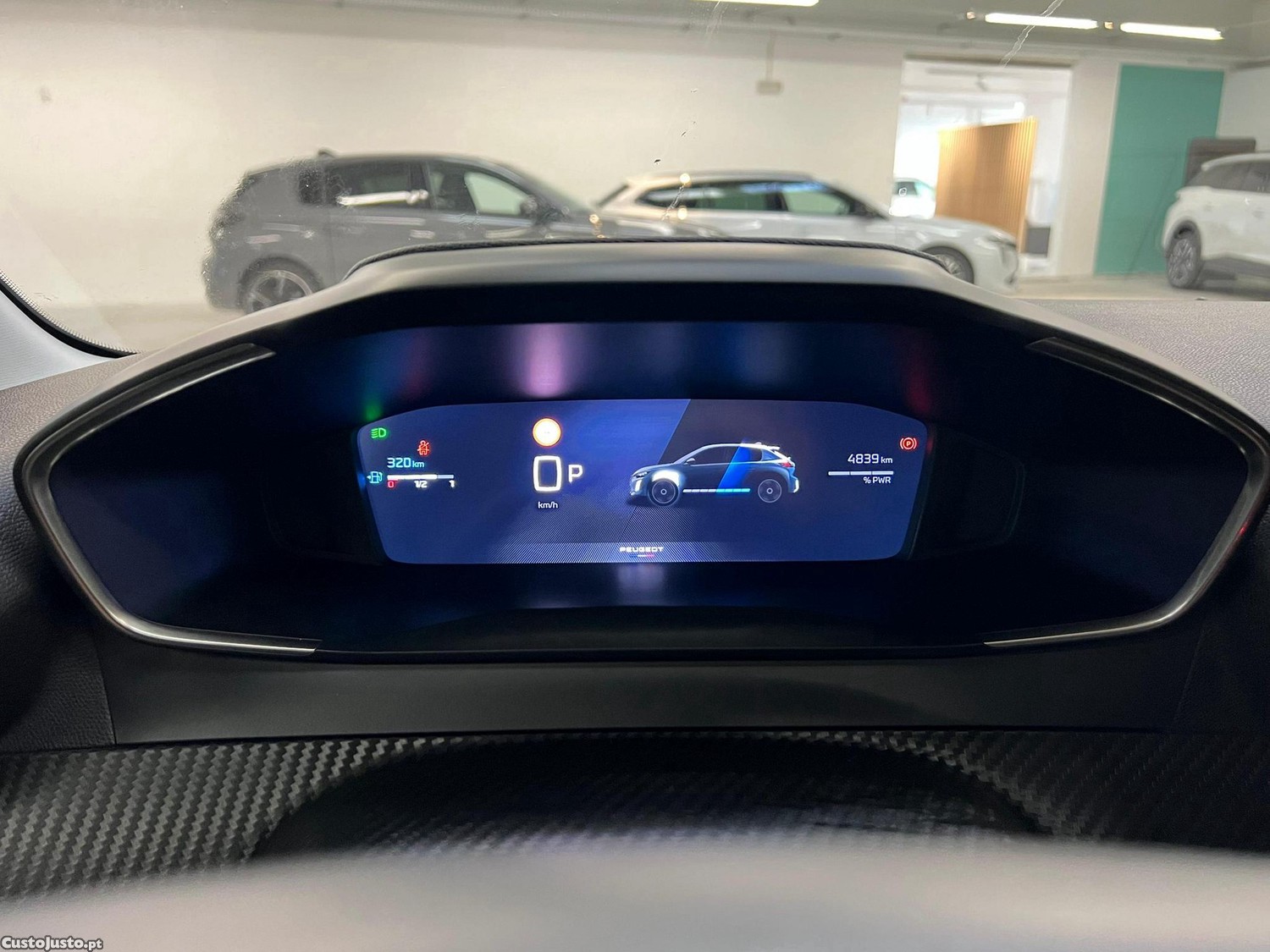 Peugeot 208 1.2 Hybrid Allure e-DCS6 — fotografia 3