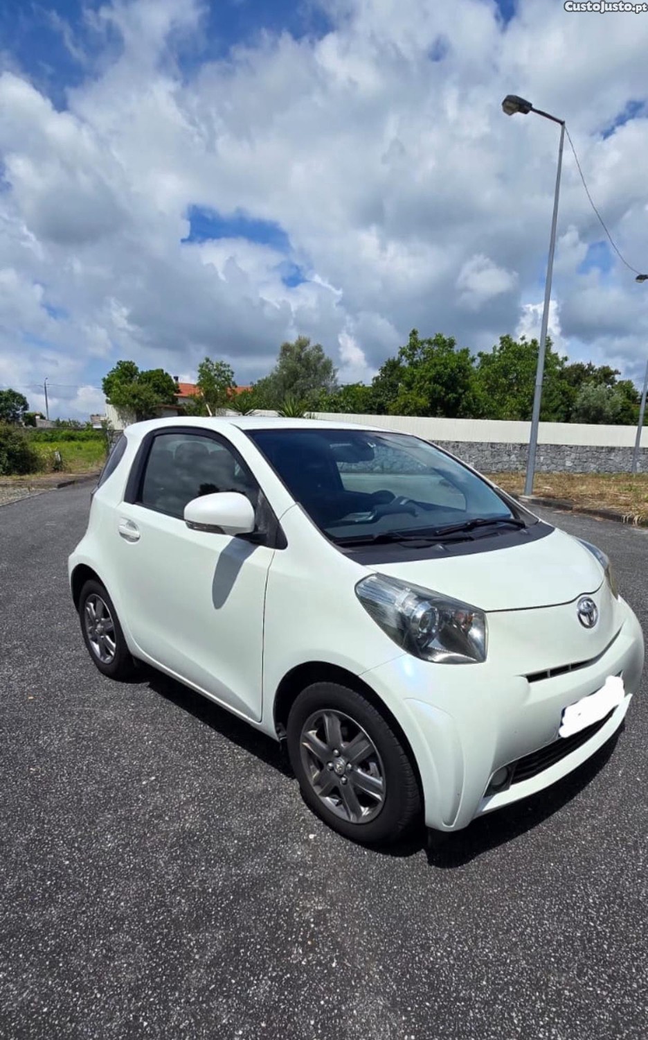 Toyota iQ 1.4 D4D - 10 — photo 3