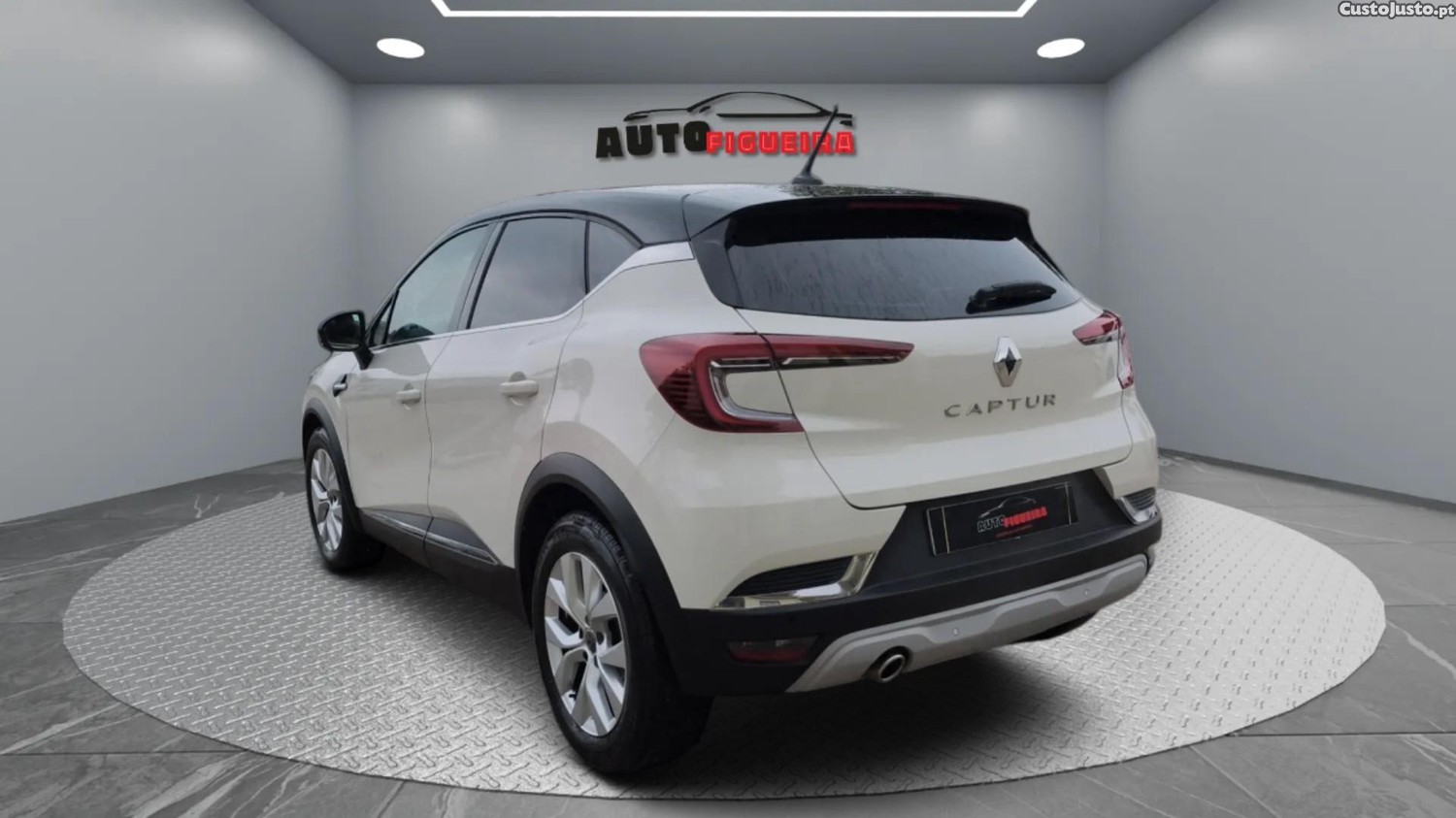 Renault Captur 1.3 TCe Intens — fotografia 16