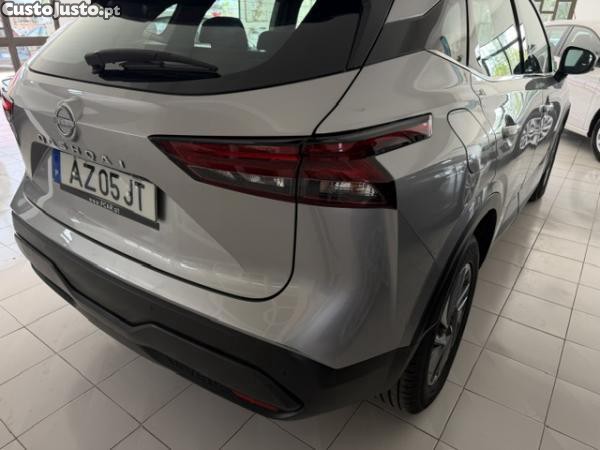 Nissan Qashqai 1.3 DIG-T — fotografia 13