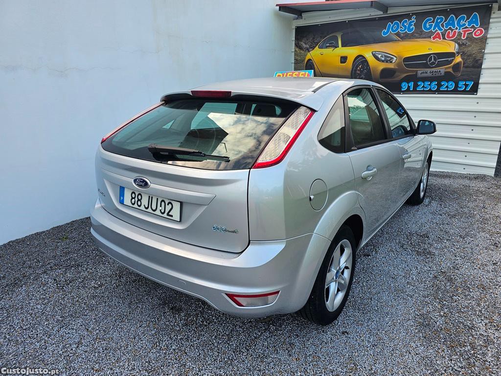 Ford Focus 1.6Tdci 90cv 10/2010 — fotografia 10