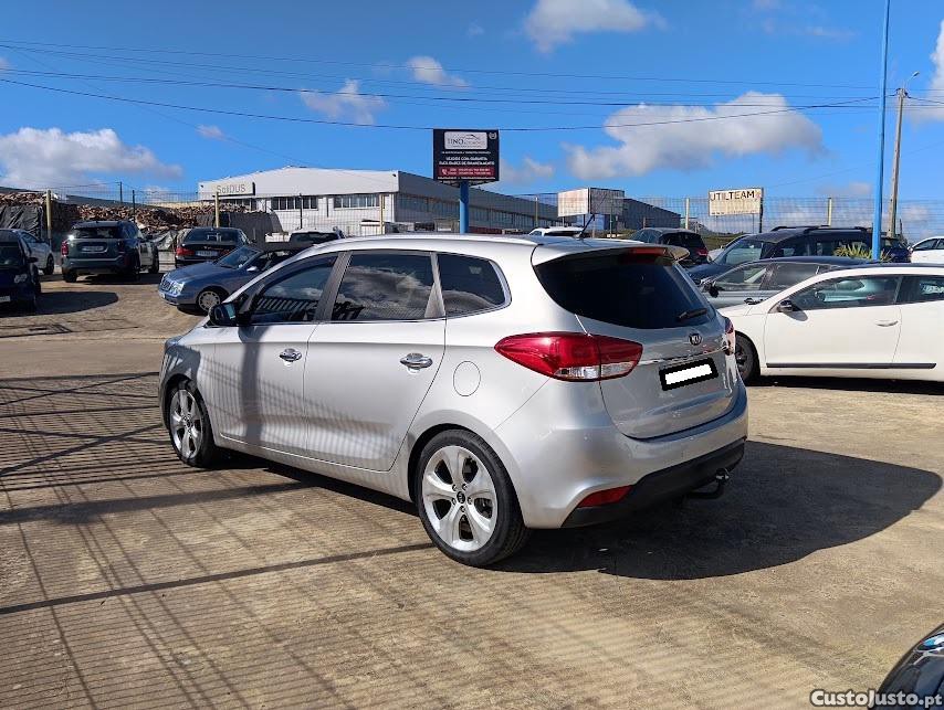 Kia Carens 1.7 CRDI DE 7 LUGARES - 15 foto 2