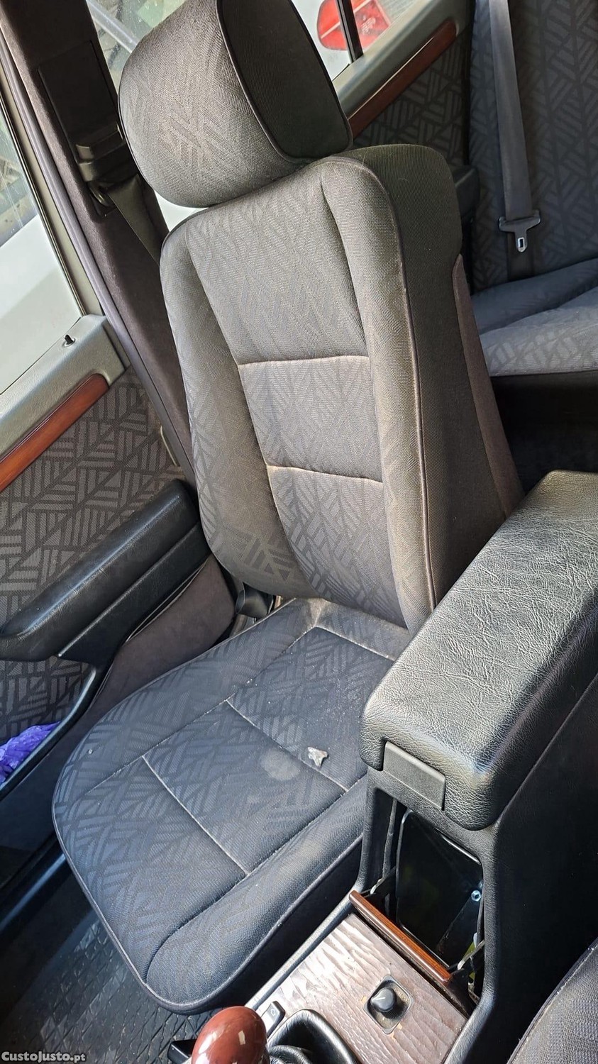 Mercedes-Benz C 200 D (202 120) Elegance — photo 4