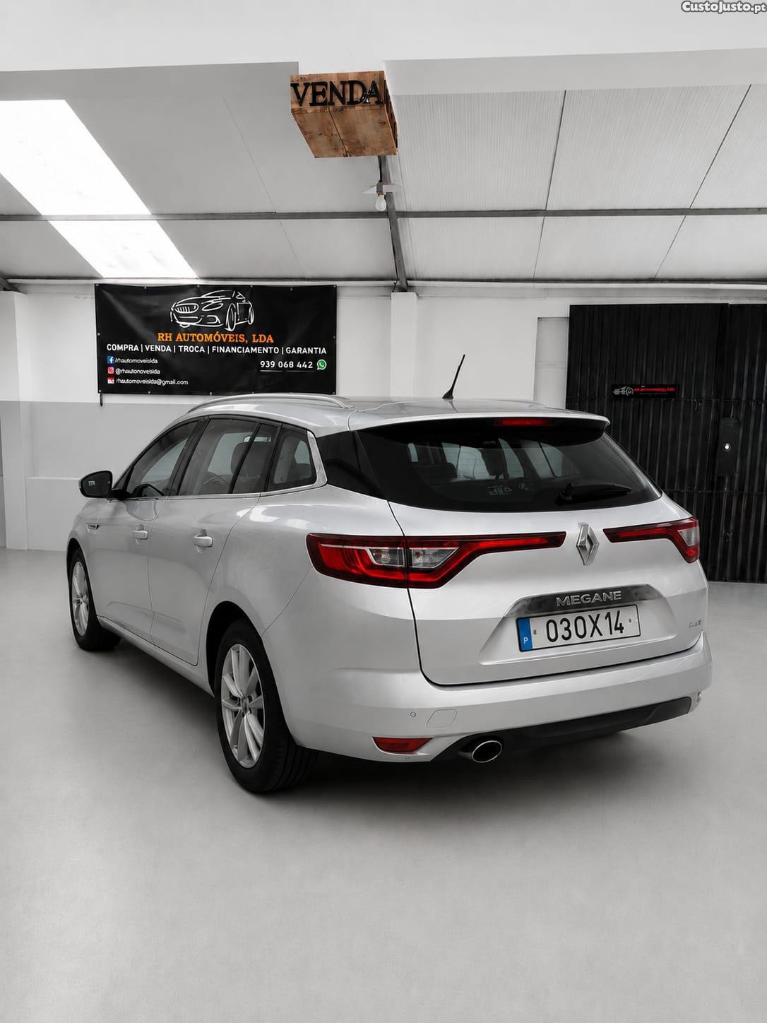 Renault Mégane 1.5 dCi Sport Tourer — fotografia 10