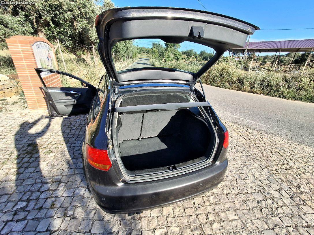 Audi A3 1.9 TDI Sportback — fotografia 7