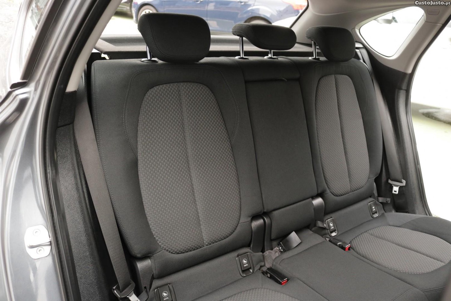 BMW 216 Active Tourer Active Tourer 216 D Advantage 116cv — fotografia 41
