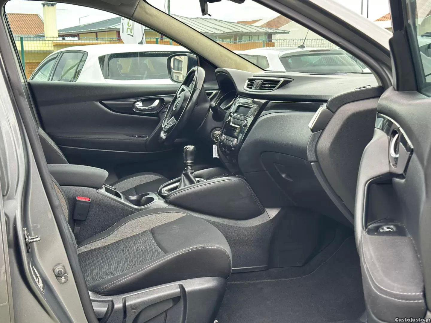 Nissan Qashqai 1.5 dci acenta — fotografia 7