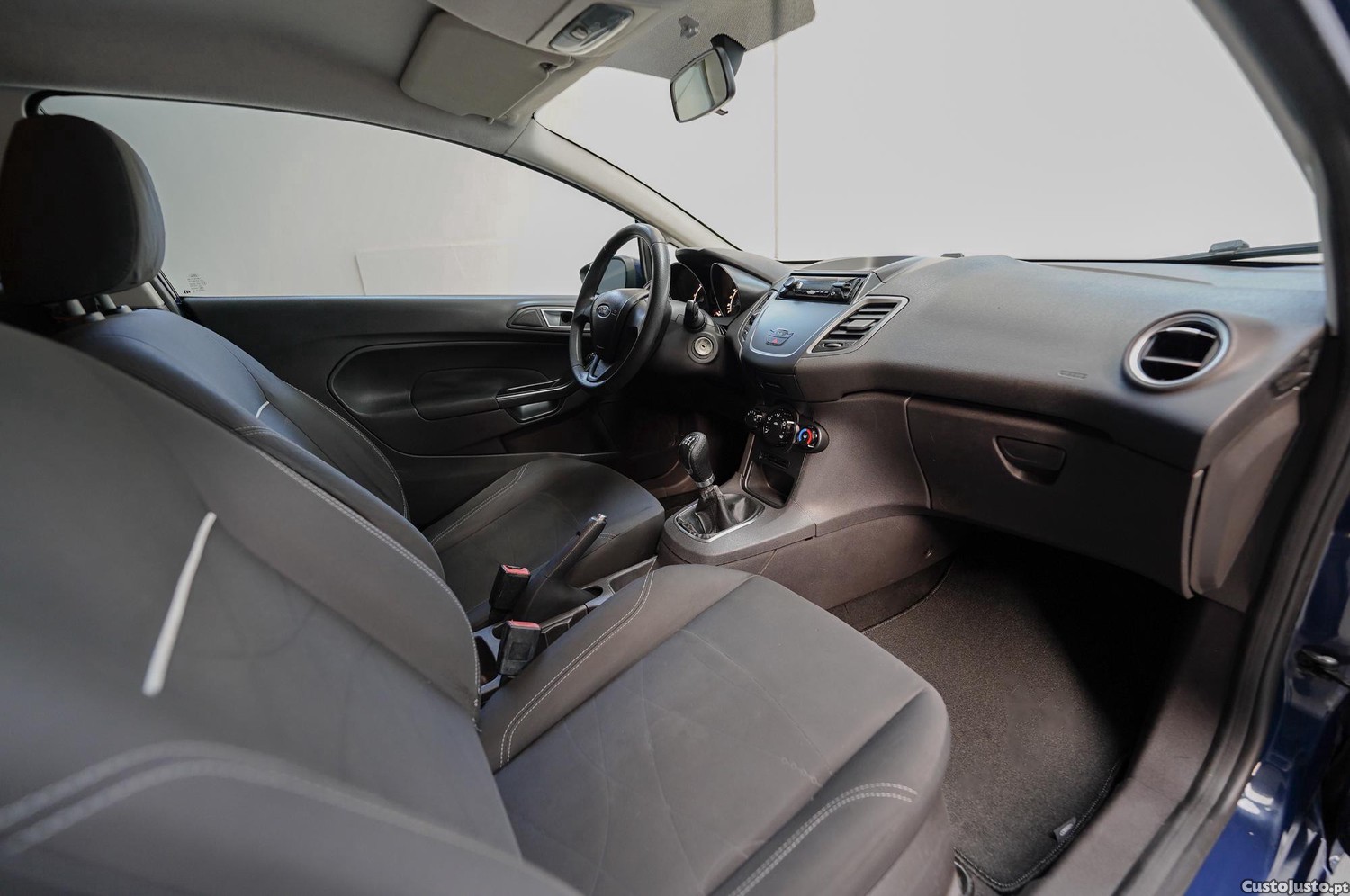 Ford Fiesta Trend 1.5 TDCI — fotografia 14