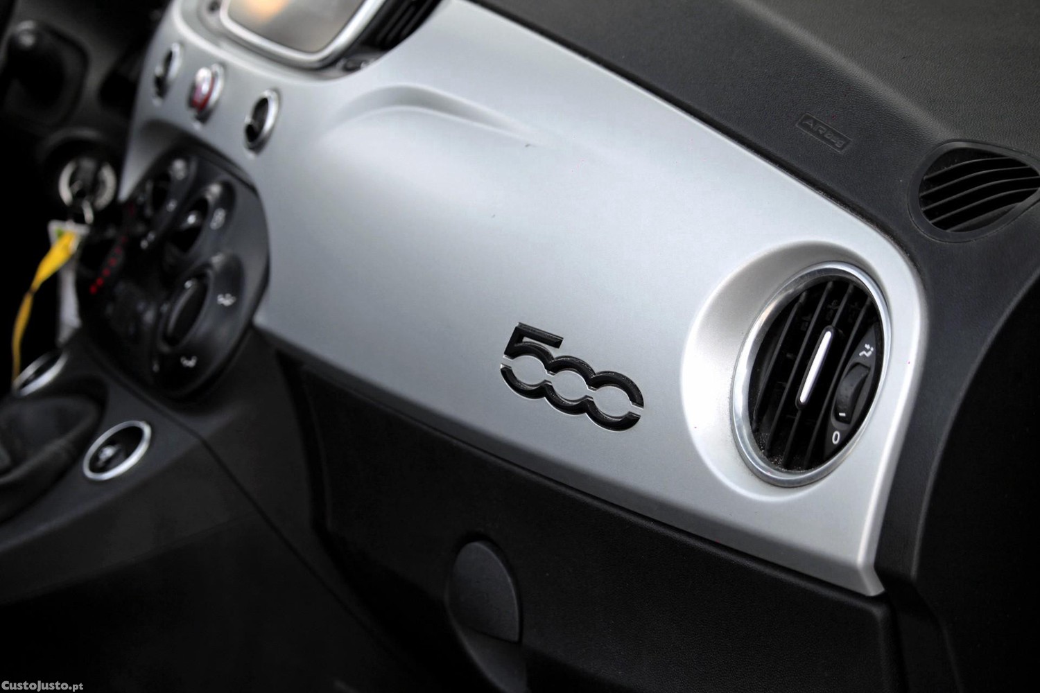 Fiat 500C 1.0 Hybrid Connect — fotografia 19