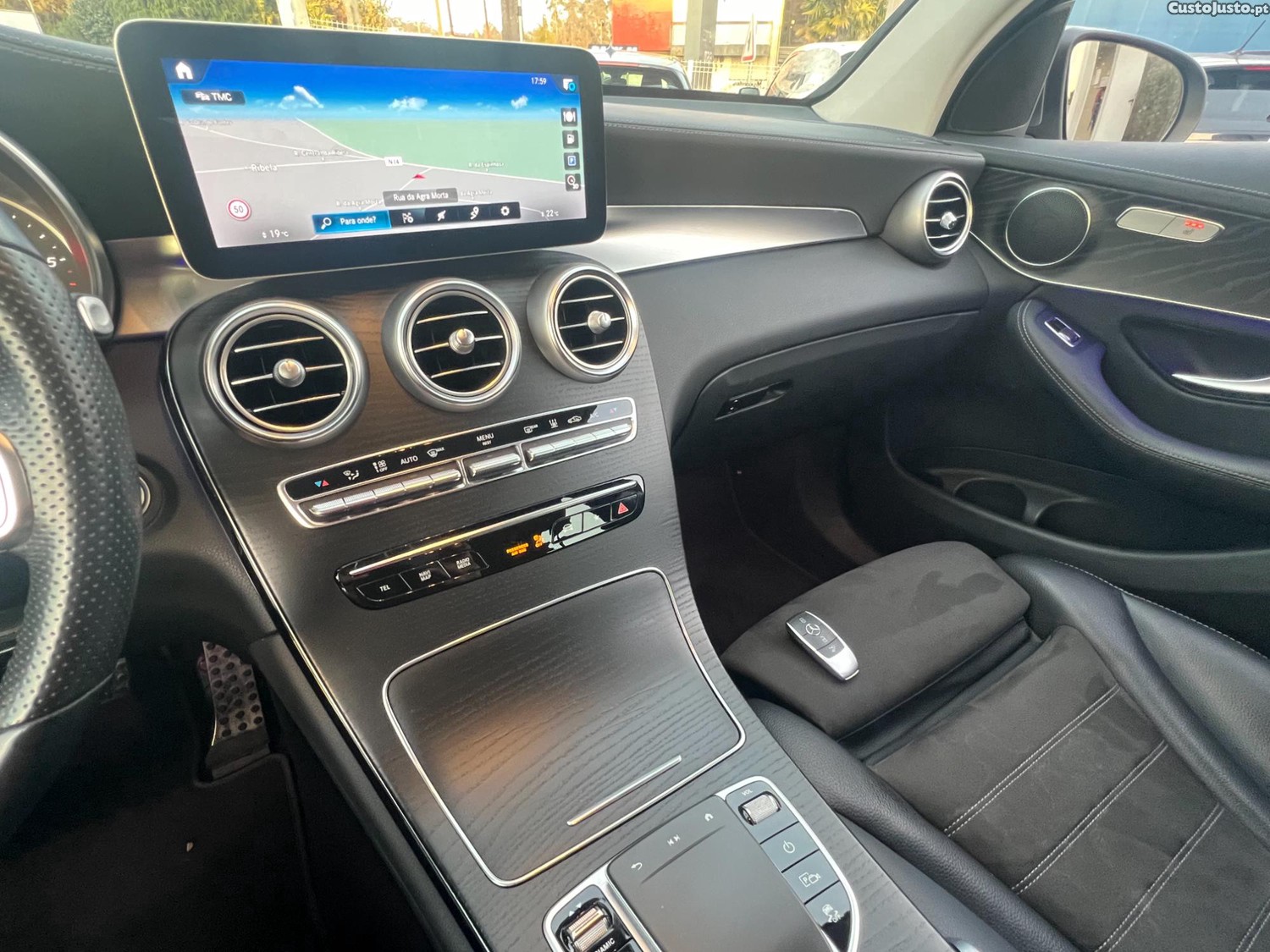 Mercedes-Benz GLC 300 AMG — fotografia 2