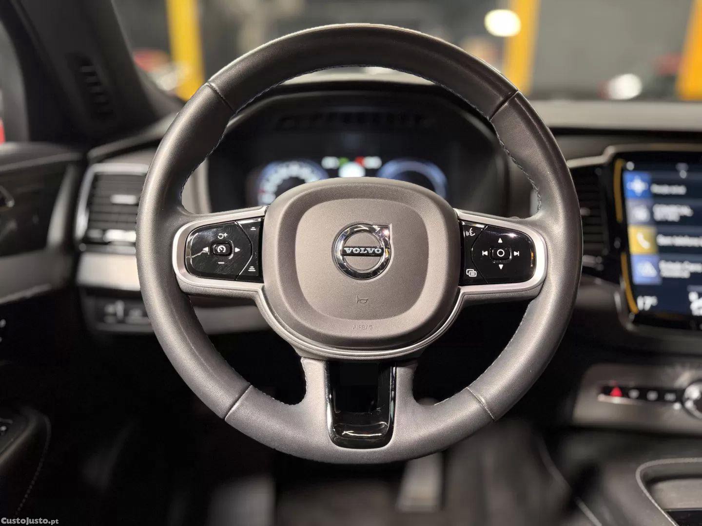 Volvo XC 90 2.0 t8 phev r-design awd — fotografia 14
