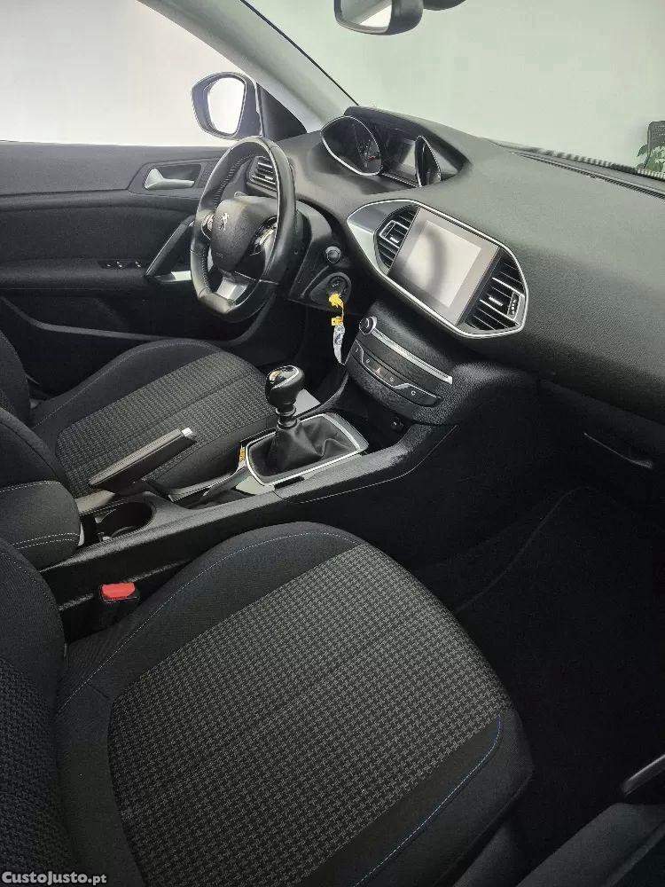 Peugeot 308 1.5 bluehdi style — fotografia 5