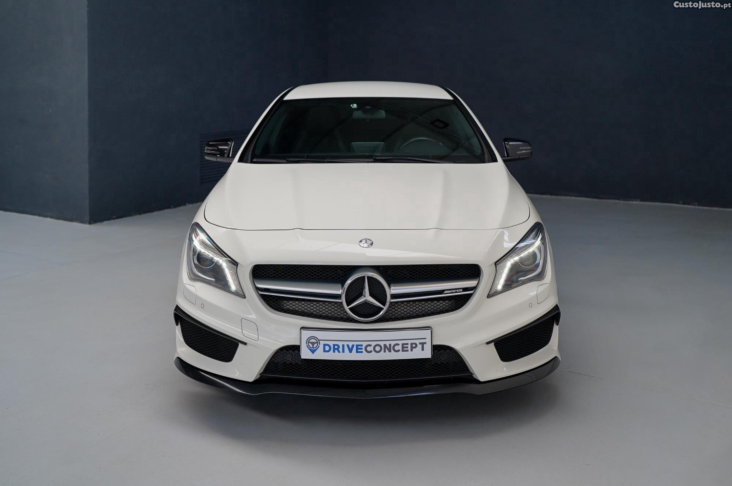Mercedes-Benz CLA 45 AMG Shooting Brake 4 Matic - 15 foto 5