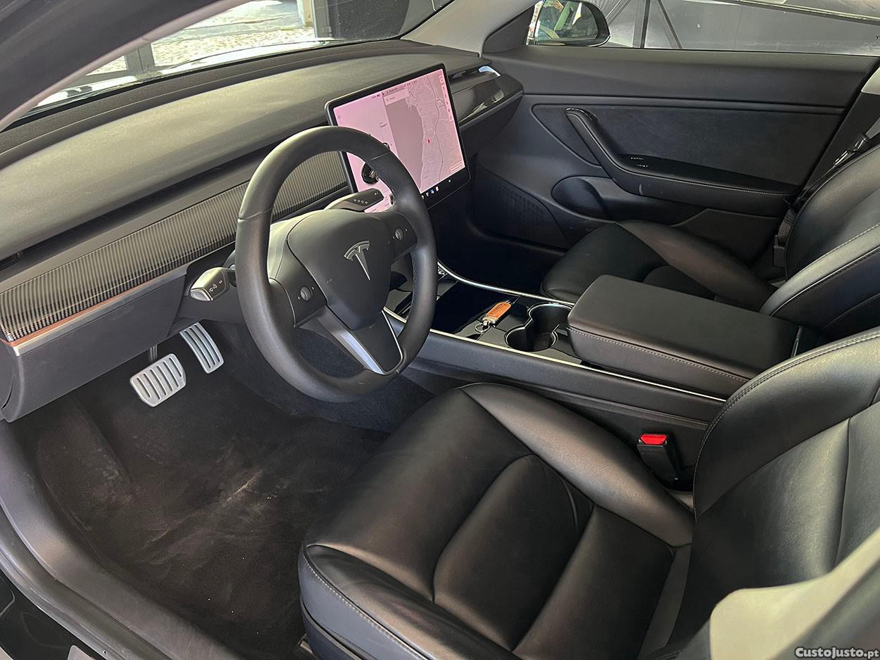 Tesla Model 3 Performance Dual Motor AWD — fotografia 14