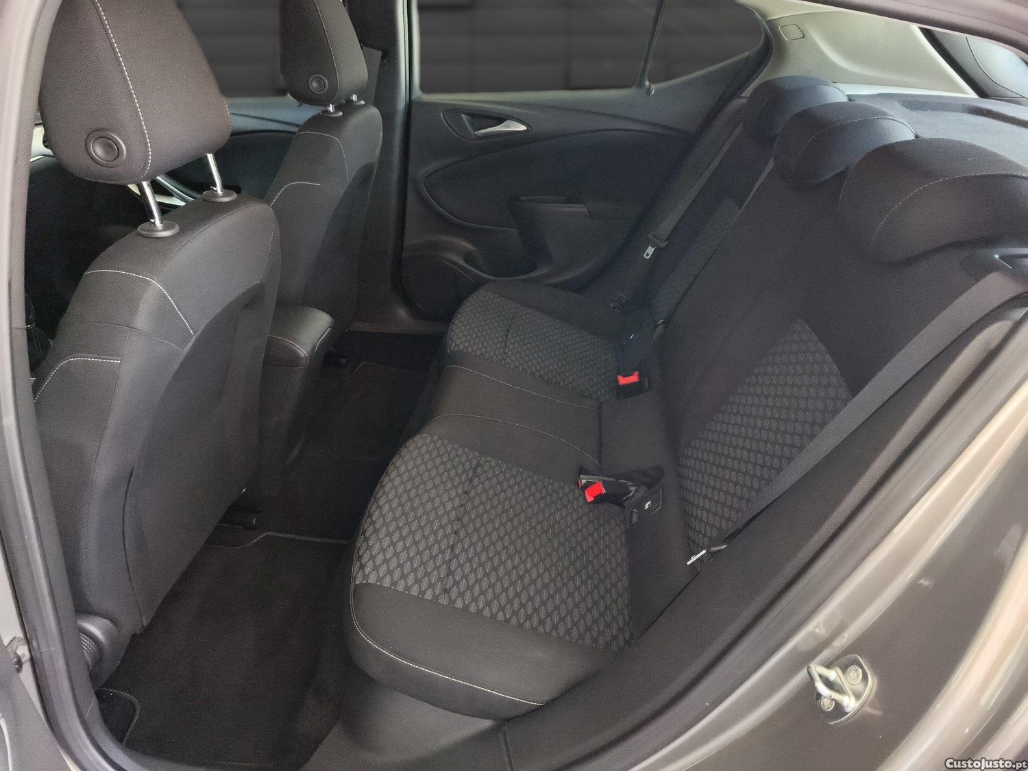 Opel Astra 1.6 CDTI Business Edition S/S — fotografia 7