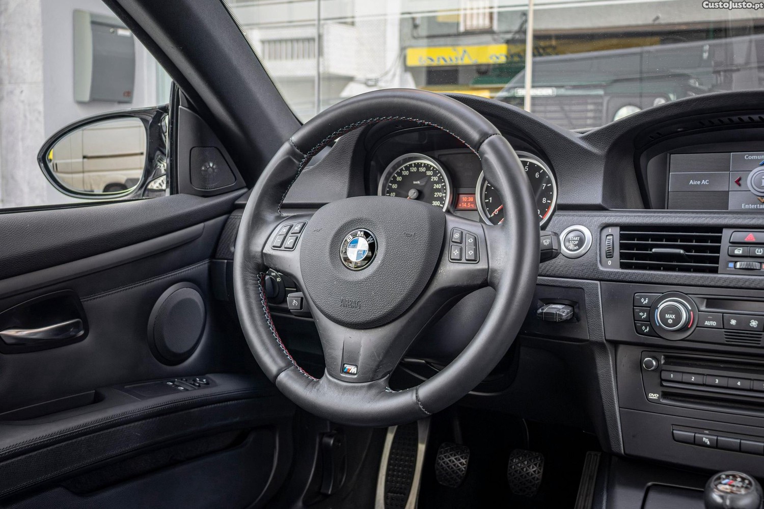 BMW M3 V8 4.0 Coupé — fotografia 19