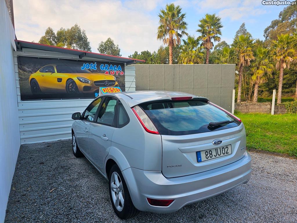 Ford Focus 1.6Tdci 90cv 10/2010 — fotografia 9