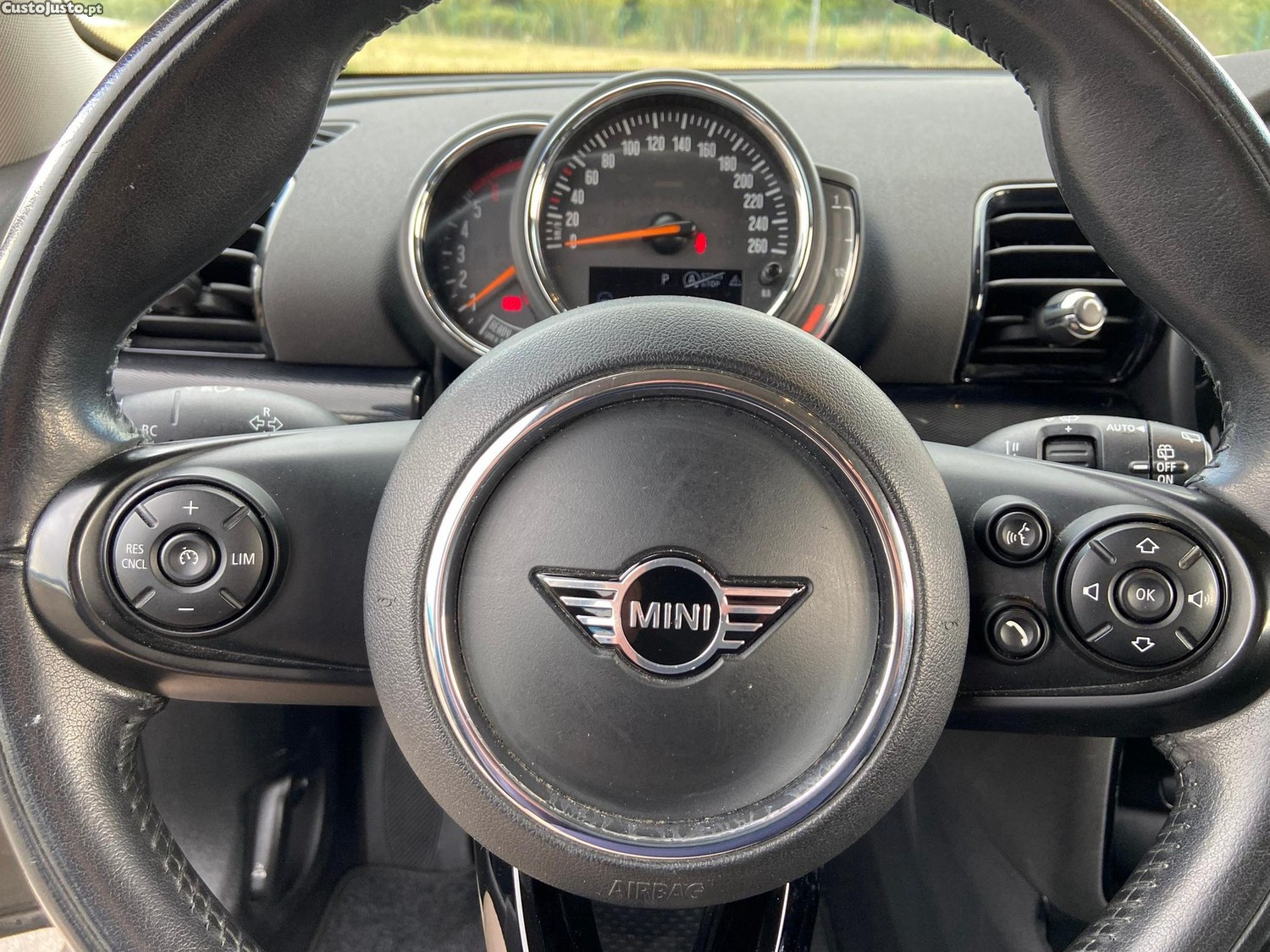 MINI Clubman Cooper D Auto — fotografia 4