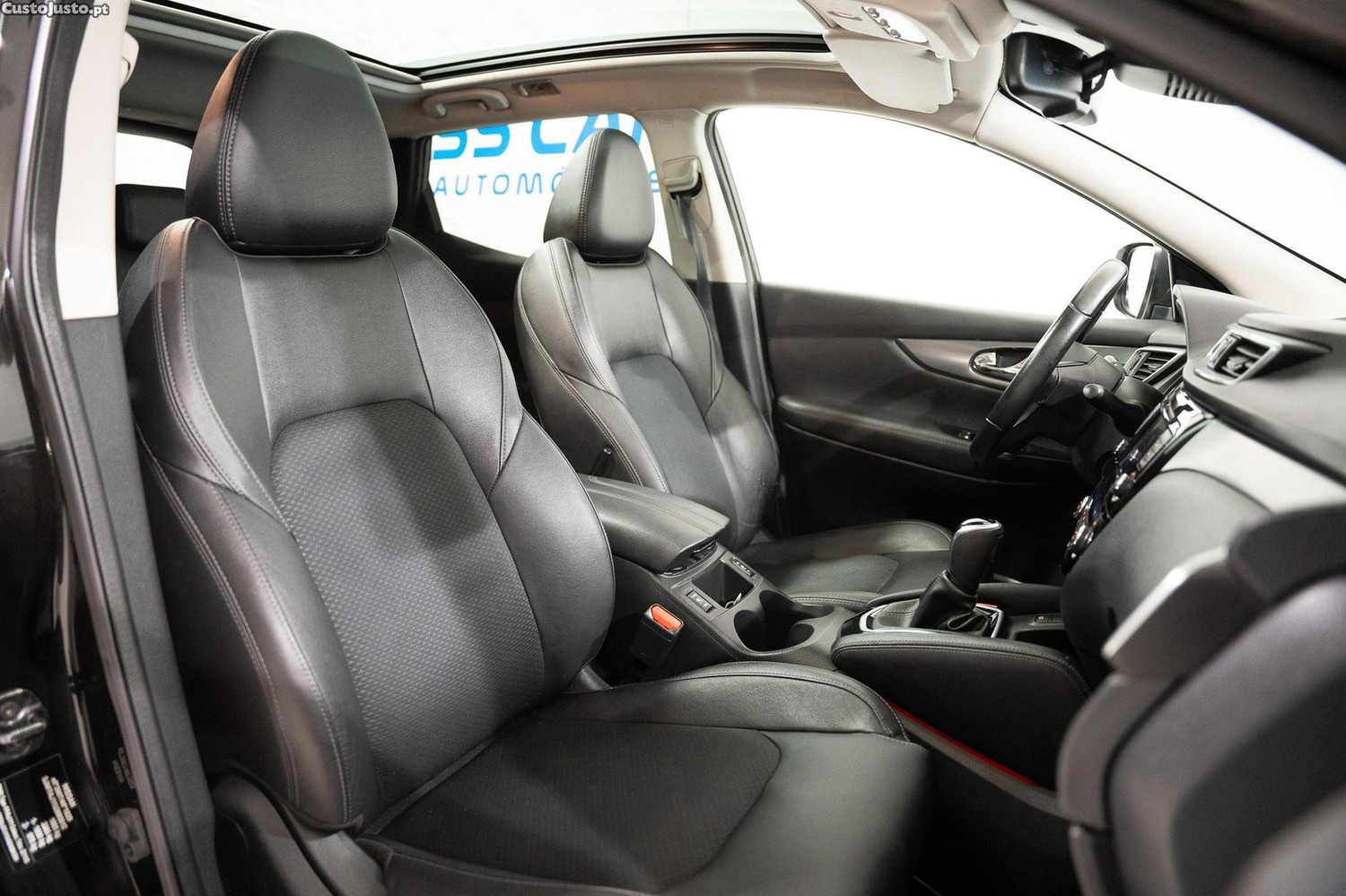 Nissan Qashqai 1.3 DIG-T Tekna DCT — fotografia 4