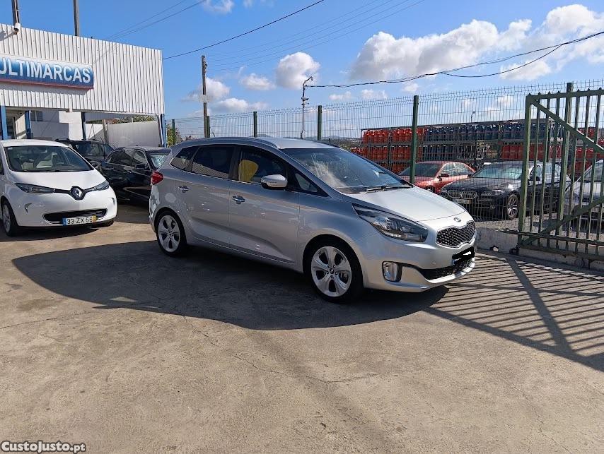 Kia Carens 1.7 CRDI DE 7 LUGARES - 15 foto 3