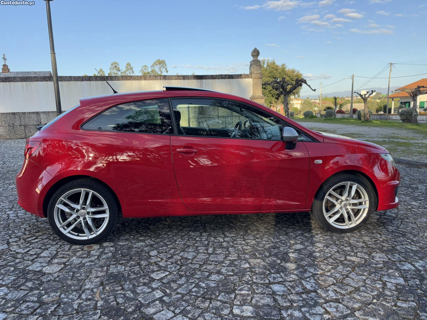 SEAT Ibiza 2.0TDI FR 143cv — fotografia 13
