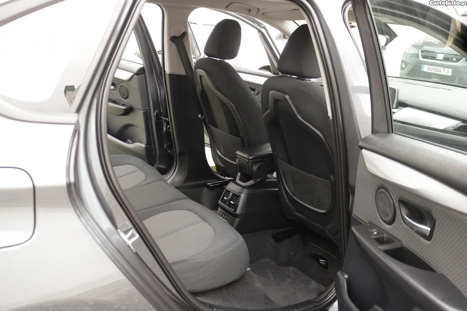 BMW 216 Active Tourer Active Tourer 216 D Advantage 116cv — fotografia 40