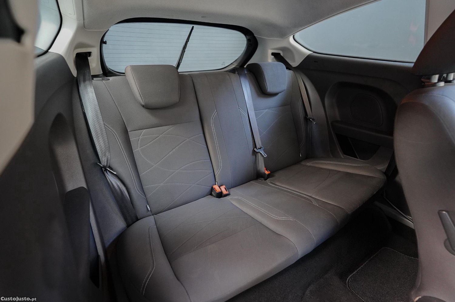 Ford Fiesta Trend 1.5 TDCI — fotografia 10