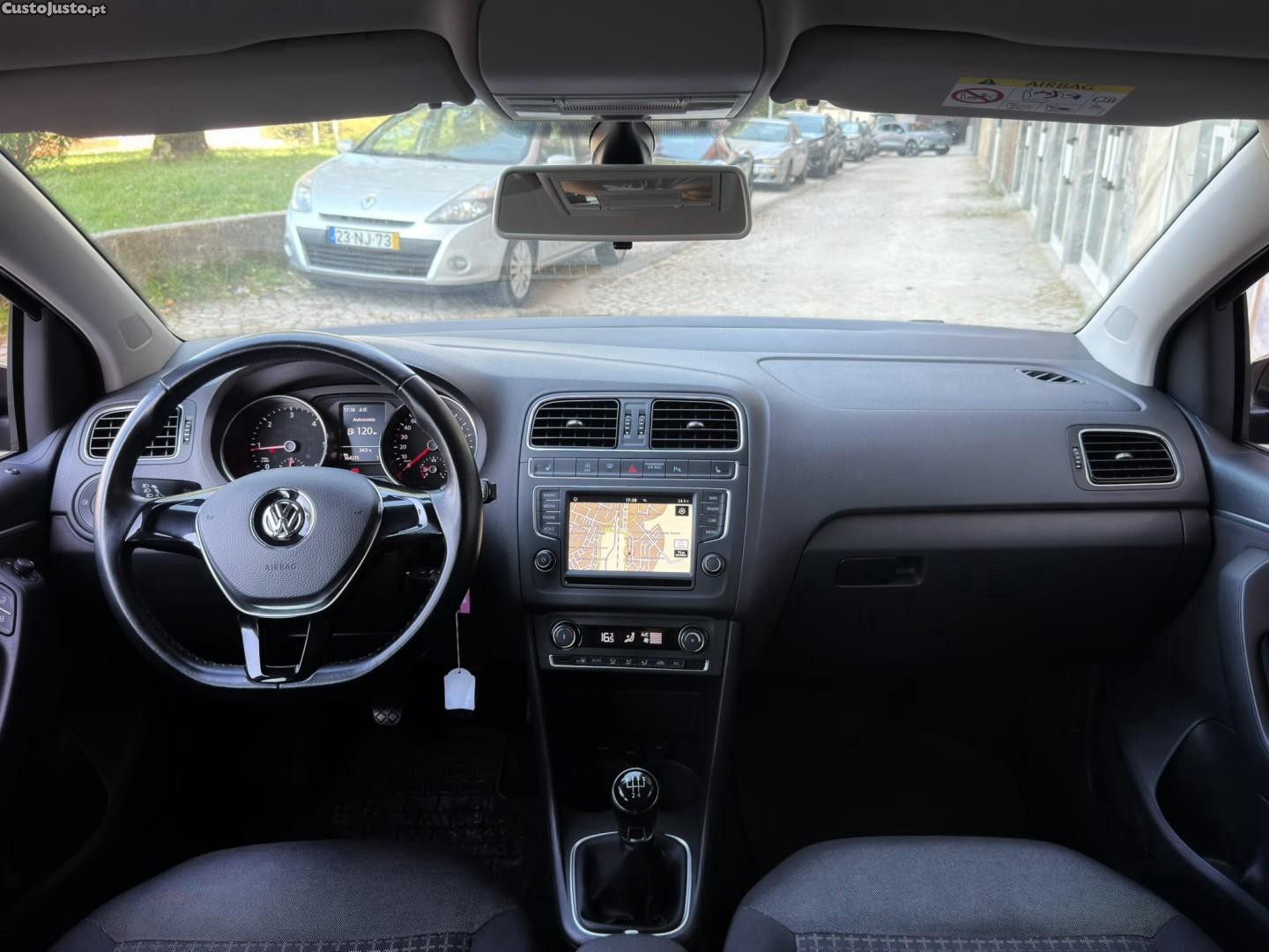 Volkswagen Polo 1.4 TDI Lounge — fotografia 19
