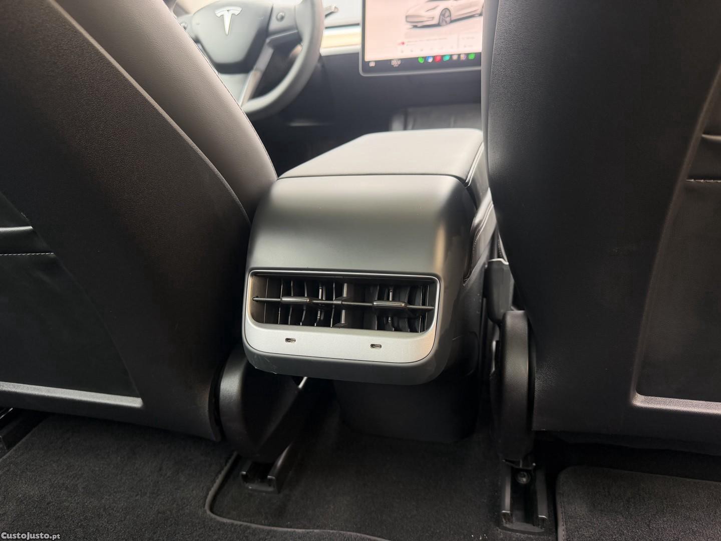 Tesla Model 3 Standard Range Plus RWD — fotografia 14