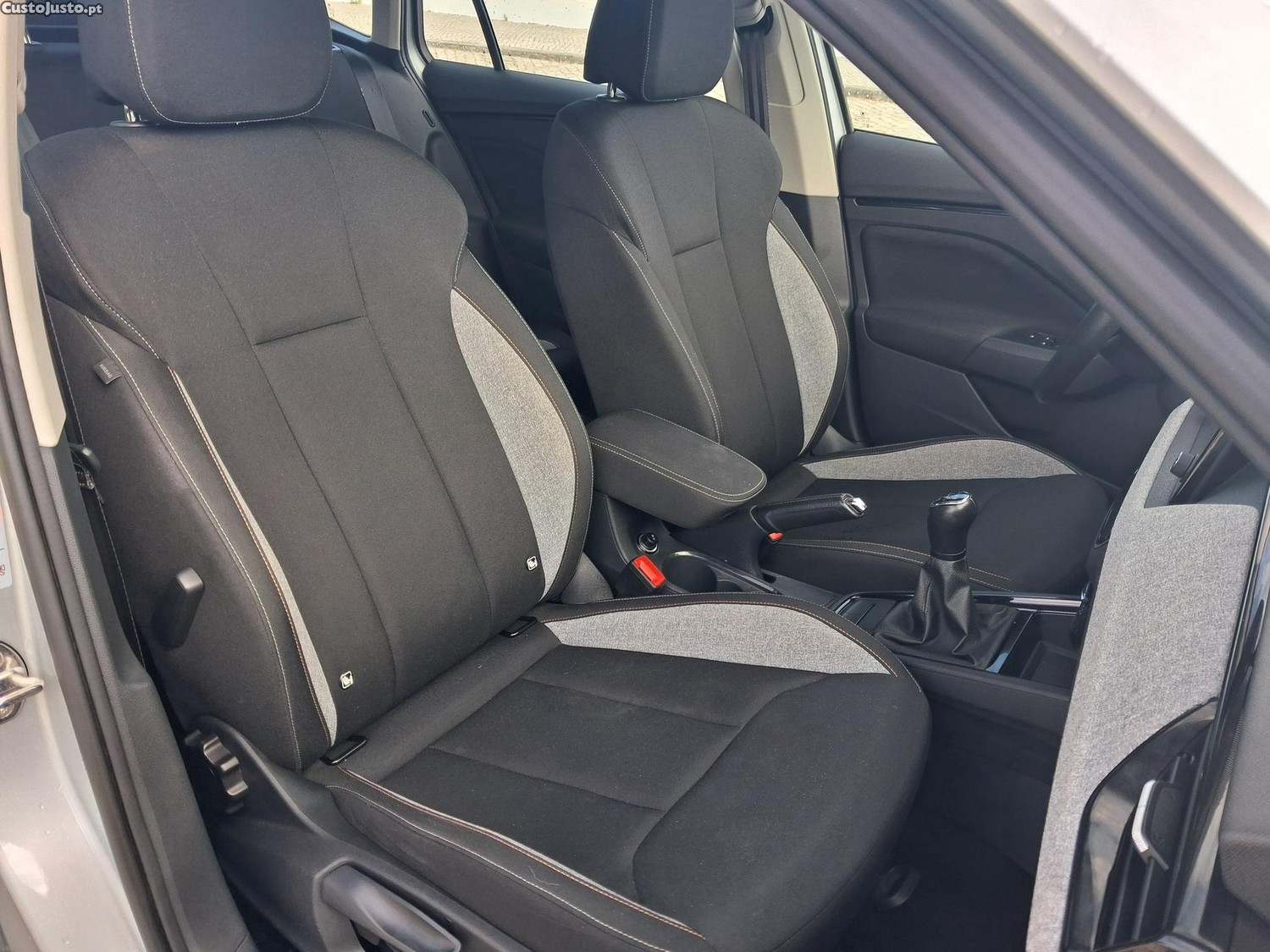 Skoda Kamiq 1.0 TSI Style — fotografia 10